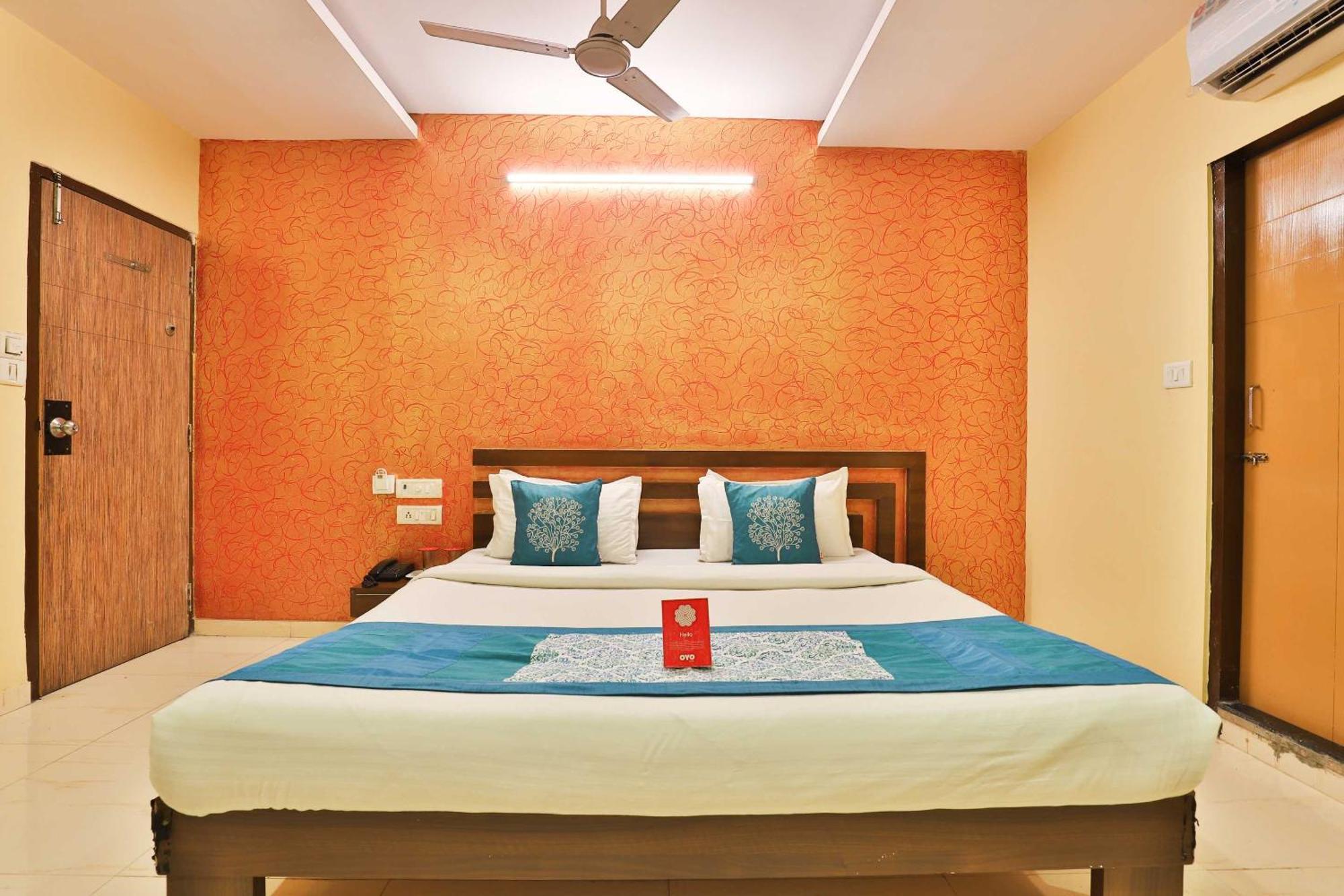 Hotel O Sunrise Gorwa Екстер'єр фото