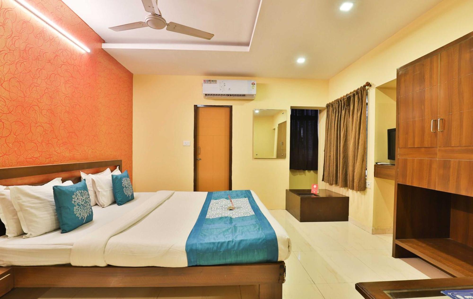 Hotel O Sunrise Gorwa Екстер'єр фото