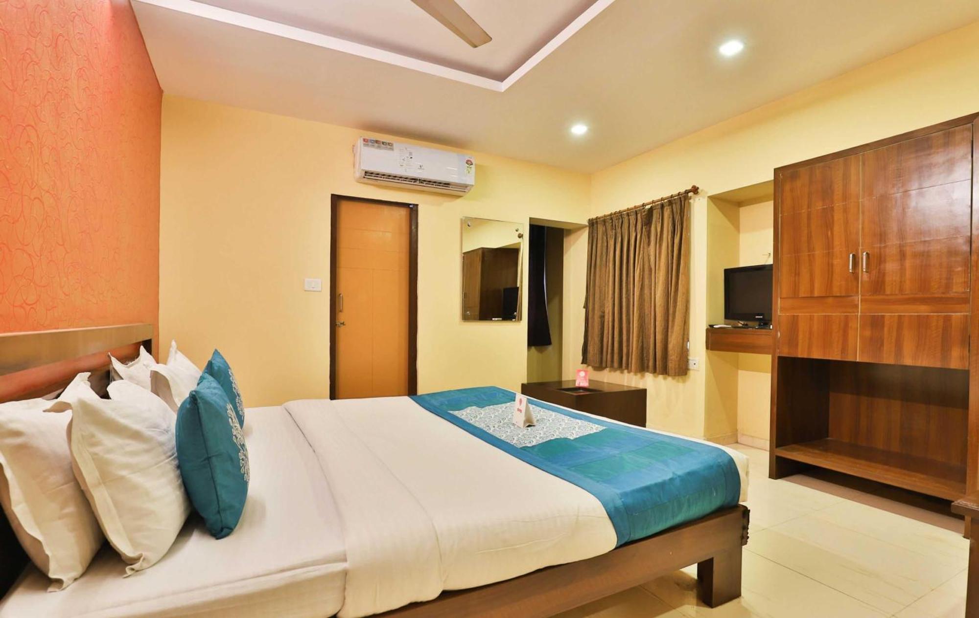Hotel O Sunrise Gorwa Екстер'єр фото