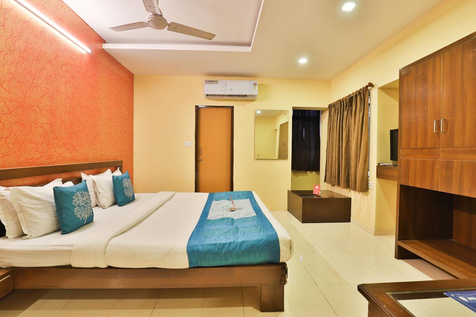 Hotel O Sunrise Gorwa Екстер'єр фото